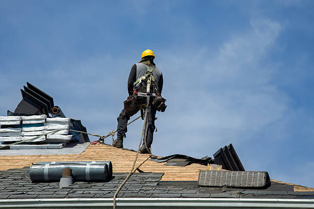 Professional Metal Roofing technician working in Mechanic Falls, ME